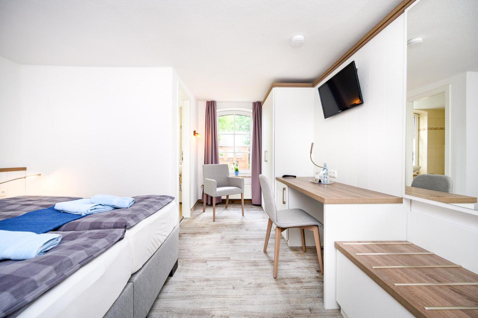 Hotel Zur Seemoewe 4*